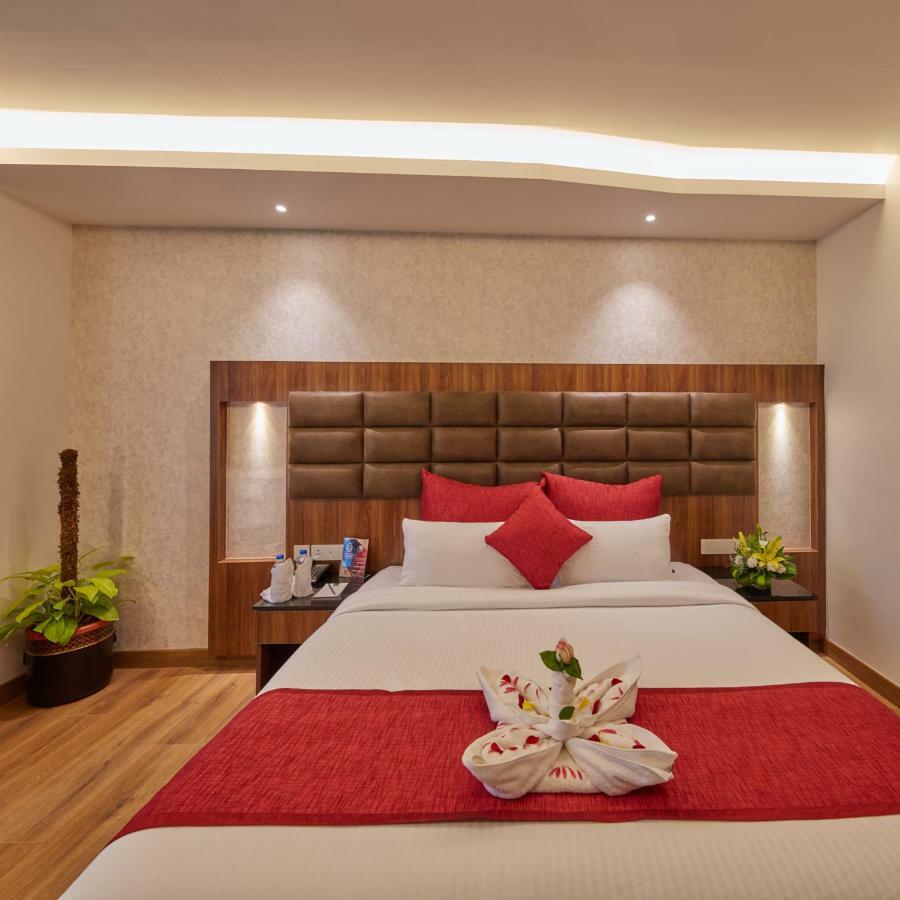 Shivas Galaxy Hotel Devanahalli Екстериор снимка