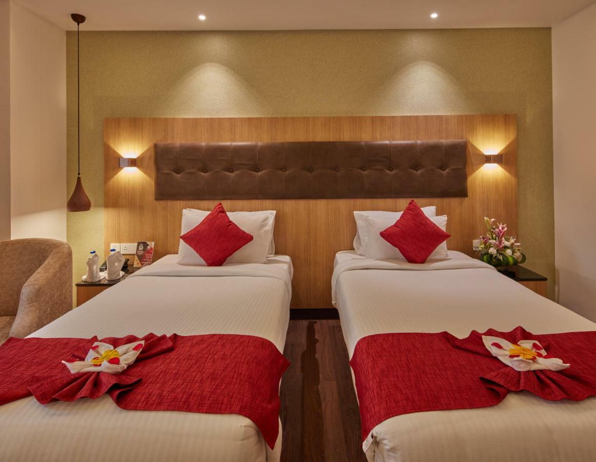Shivas Galaxy Hotel Devanahalli Екстериор снимка