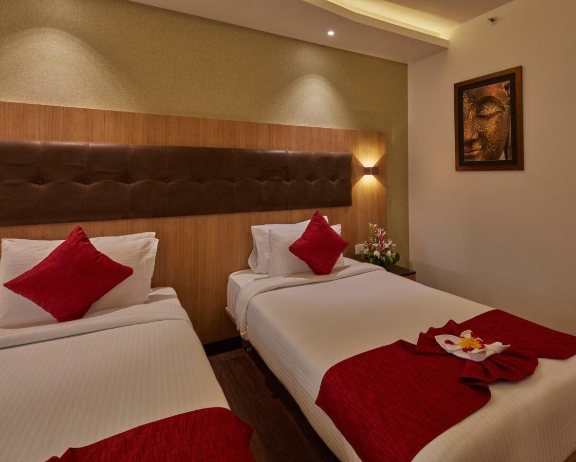 Shivas Galaxy Hotel Devanahalli Екстериор снимка